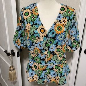 Cabi- Super RARE- Happy Top Medium (#5900)
